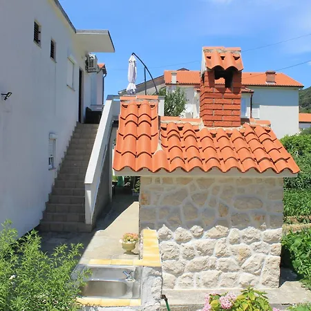Apartament 501 - Spacious And Bright On Island Of Rab *
