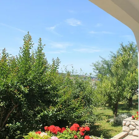 501 - Spacious And Bright On Island Of Rab *