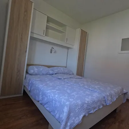 501 - Spacious And Bright On Island Of Rab