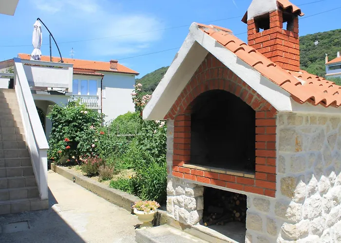 501 - Spacious And Bright On Island Of Rab Rab Town