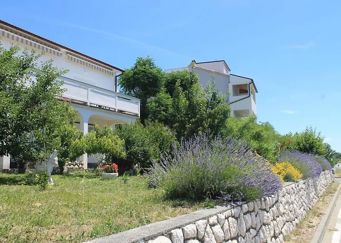 501 - Spacious And Bright On Island Of Rab Rab Town