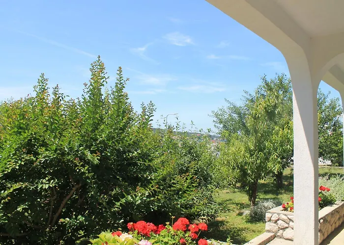 501 - Spacious And Bright On Island Of Rab *